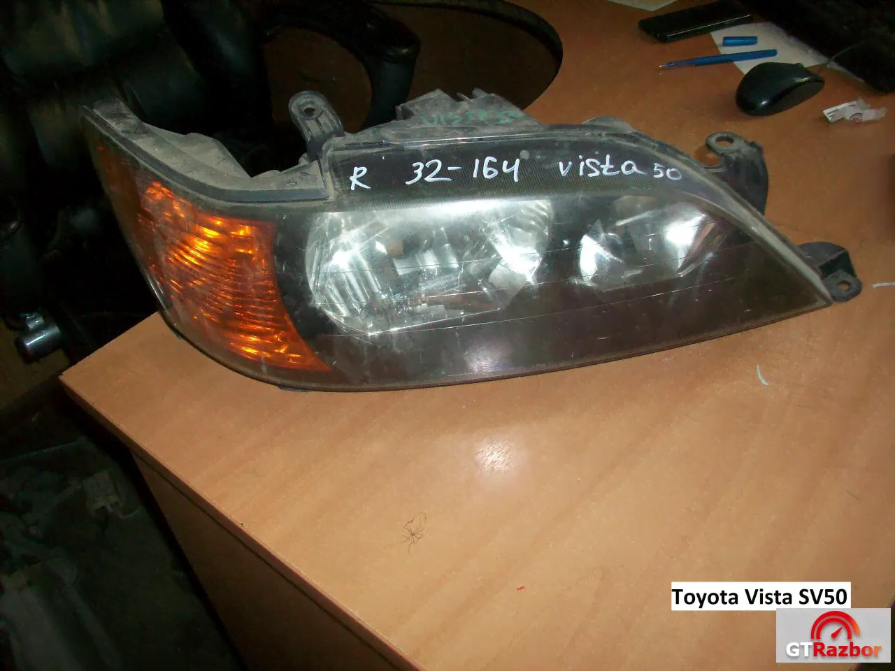 Фара Toyota Vista Ardeo (Тойота Виста Ардео) SV50-0