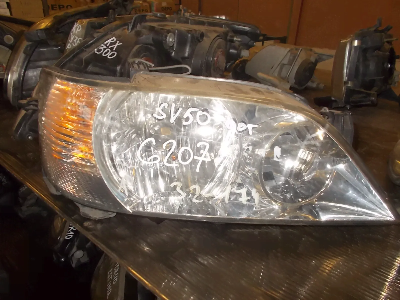 фара правая TOYOTA VISTA 5, V50 SV50 ( ТОЙОТА / ВИСТА )