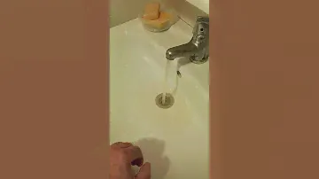 Эти кровососы еше решили через день отключать воду.