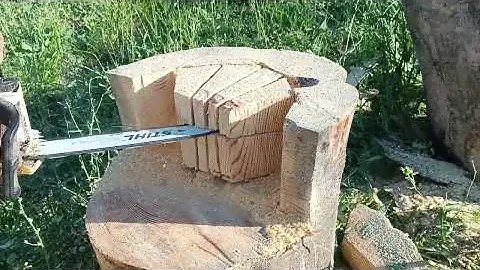 Стул из массива